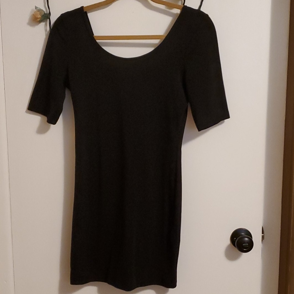 Plain black stretchy bodycon dress
